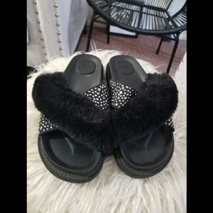 Joe's Jeans slippers